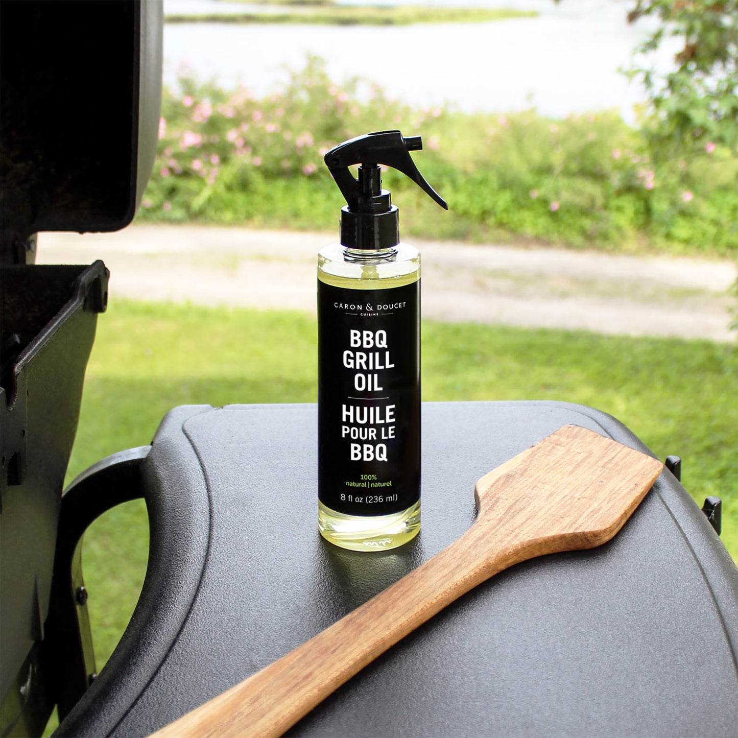 Caron & Doucet Natural BBQ Cleaning Oil and Scraper